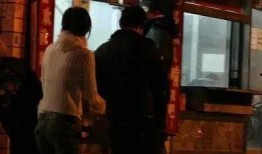 圈内爆料黄晓明李菲儿,圈内爆料引热议