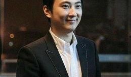 爆料大导演的人是谁呀视频,爆料大导演身份之谜，真相即将揭晓！