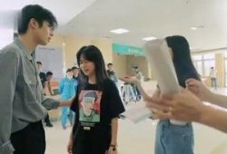 小八娱乐吃瓜,揭秘娱乐圈最新吃瓜事件，带你领略明星幕后故事