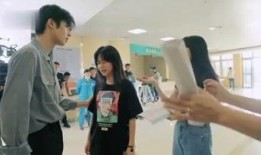 小八娱乐吃瓜,揭秘娱乐圈最新吃瓜事件，带你领略明星幕后故事