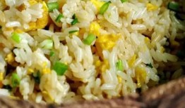 有人爆料阿华炒饭视频下载,网友争相模仿