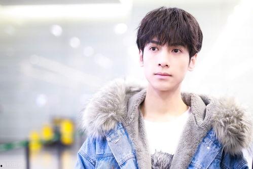 罗云熙娱乐吃瓜